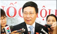 Deputi  PM, Menlu  Pham Binh Minh menonjolkan  prestasi-prestasi diplomasi Vietnam