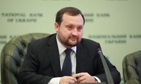 Ukraina: Presiden menunjuk penjabat Perdana Menteri dan melakukan reformasi  Badan Keamanan