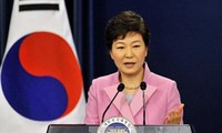 Presiden Republik Korea  berkomitmen akan mendorong proses penyatuan semenanjung Korea