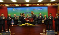 Melanjutkan aktivitas-aktivitas  resmi yang dilakukan oleh PM Bulgaria di Vietnam
