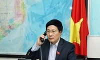 Deputi PM, Menlu Vietnam Pham Binh Minh  mengadakan pembicaraan via telepon dengan Menlu AS, John Kerry tentang masalah Laut Timur.