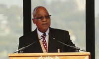 Presiden Afrika Selatan mengumumkan daftar kabinet baru.