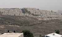 Israel memblokir sebagian rencana perluasan daerah pemukiman penduduk.