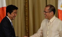 Presiden Filipina melakukan kunjungan di Jepang