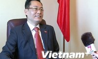 Internasional memberikan apresiasi  terhadap prestasi-prerstasi Vietnam tentang penjaminan hak manus