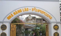 Mencari tahu  warung makan Laos di tengah-tengah ibukota Hanoi