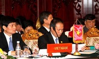 Pembukaan Konferensi ke-32 Menteri Energi ASEAN di Laos
