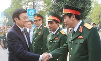 Presiden Vietnam, Truong Tan Sang  mengunjungi Markas Komando Daerah Militer Ibukota