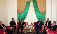 Deputi PM Vientam Nguyen Xuan Phuc melakukan kunjungan resmi di Iran.