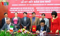 Vietnam dan Irlandia menandatangani naskah MoU tentang kerjasama pertanian.