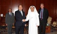 Badan-badan usaha Vietnam dan UAE memainkan peranan penting dalam hubungan dua negara