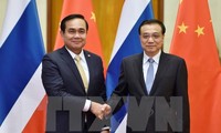 Thailand-Tiongkok  mendorong hubungan bilateral.