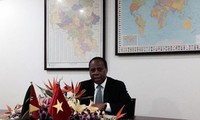 Program pertunjukan kesenian sehubungan dengan peringatan ultah ke-40  penggalangan hubungan diplomatik Vietnam-Mozambik