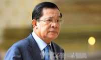 PM Kamboja  Húnsen  menjadi Ketua Baru Partai CPP.