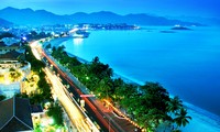 Festival Bahari Nha Trang –tahun 2015 akan menyerap kedatangan kira-kira 150 000 wisatawan