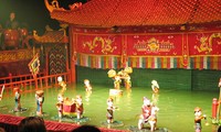 Wayang golek air dan musik tradisional Vietnam mandapat sambutan  hangat di Norwegia.