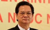 PM Nguyen Tan Dung  memberikan bimbingan untuk menghadapi dan mengatasi akibat  hujan dan banjir.