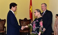 PM Vietnam, Nguyen Tan Dung menerima  Hakim Mahkamah Agung AS