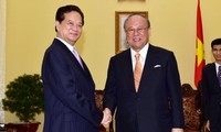 PM Vietnam, Nguyen Tan Dung  menerima  Penasehat Khusus  Persekutuan  Legislator Persahabatan Jepang-Vietnam