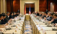 Presiden Vietnam, Truong Tan Sang menghadiri simposium dengan badan-badan usaha AS.