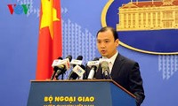 Vietnam memprotes tindakan-tindakan pelanggaran Tiongkok  terhadap kedaulatan  Vietnam di kepulauan Hoang Sa, wilayah Vietnam