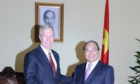 Deputi PM Vietnam, Nguyen Xuan Phuc menerima para Dubes AS dan Australia untuk Vietnam