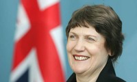 Mantan PM Selandia Baru Helen Clark  memperebutkan jabatan sebagai Sekjen PBB