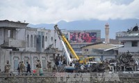 Serangan bom di Kabul, ibukota Afghanistan membuat  puluhan orang menjadi korban