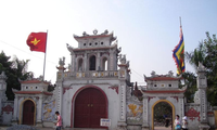 Kuil Tranh dan cerita tentang Dewa  Air di Sungai Tranh