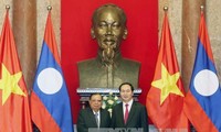 Presiden  Vietnam, Tran Dai Quang  mengadakan pertemuan dengan Sekjen, Presiden Laos, Bounnhang Volachith