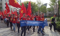 Orang Vietnam  di Jepang menentang Tiongkok yang melanggar kedaulatan Vietnam di Laut Timur