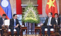 Presiden Vietnam, Tran Dai Quang menerima Wapres Laos, Phankham Viphavanh