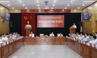 Pembukaan Konferensi  ke-4 Komite Partai Komunis Vietnam  dari Kantor-Kantor Pusat