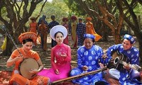 Datang ke  Kien Giang untuk menikmati lagu rakyat Don Ca Tai Tu