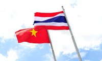 Memperkuat  pertukaran  dagang dan investasi Vietnam-Thailand