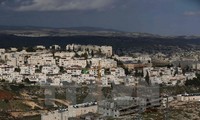 Palestina menuduh Israel  yang berencana membagi dua  Tepi Barat 
