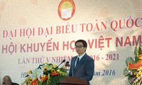 Deputi PM Vu Duc Dam menghadiri Kongres ke-5 Asosiasi Penyuluhan Belajar Vietnam