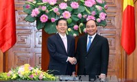 PM Vietnam, Nguyen Xuan Phuc menerima Menteri Keamanan Publik Tiongkok, Guo Shengkun