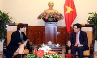Deputi PM, Menlu Pham Binh Minh menerima Dubes Italia, Cecilia Piccioni