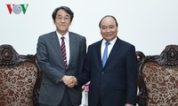 PM Vietnam,Nguyen Xuan Phuc  menerima Dubes Jepang, Kunia Umeda
