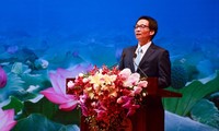Deputi PM Vietnam, Vu Duc Dam menghadiri lokakarya internasional ke-5 tentang Vietnamologi