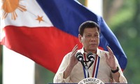 Presiden Filipina, Rodrigo Duterter menyatakan menarik diri  dari perundingan  damai dengan kaum pemberontak
