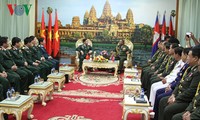 Memperkuat kerjasama pertahanan Vietnam-Kamboja