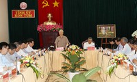 Provinsi Kon Tum terus berkembang secara lebih cepat dan berkesinambungan