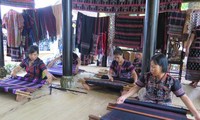 Lebih dari 300 artisan ikut pada Festival Kerajinan Tradisional  Hue-2017