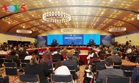 APEC 2017- Dialog  “Membangun Asia-Pasifik yang terkait dan  mencakup”