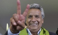 Presiden Ekuador meminta pendiri WikiLeaks supaya jangan  campur tangan pada politik