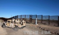 Presiden AS, Donald Trump mengumumkan ide baru tentang tembok perbatasan dengan Meksiko