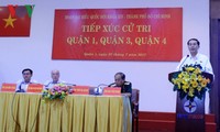 Presiden Vietnam, Tran Dai Quang  mengadakan kontak dengan para pemilih kota Ho Chi Minh