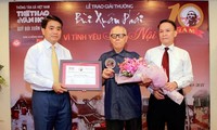 Penghargaan: "Bui Xuan Phai-Demi perasaan cinta kepada  kota Hanoi"  kali ke-10  menandai satu dekade  memuliakan perasaan cinta kepada kota Hanoi